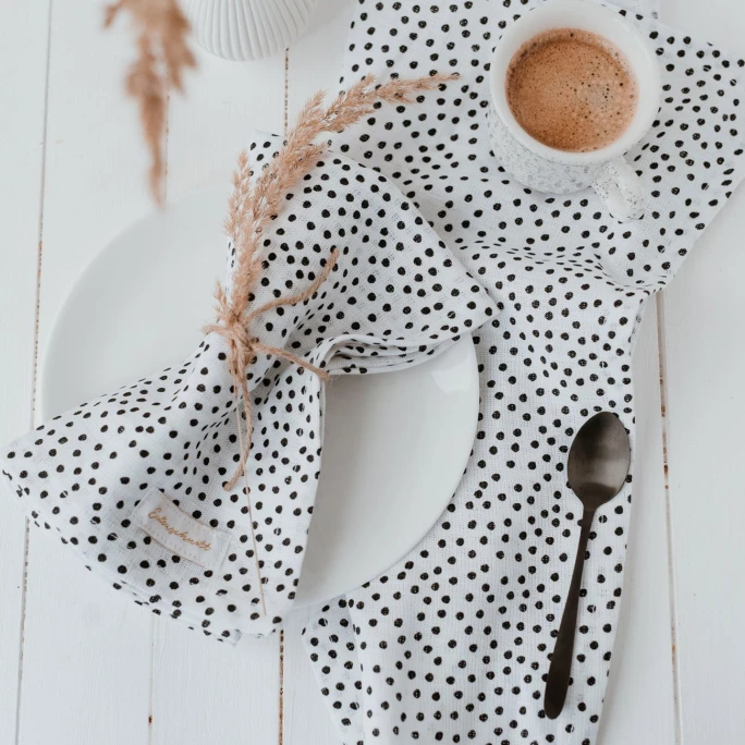 Besorgen 🥰 Eulenschnitt Punkte Servietten 4er Set - 4 Servietten à 45x45 Cm - Weiß/schwarz 👍 4 Besorgen 🥰 Eulenschnitt Punkte Servietten 4er Set - 4 Servietten à 45x45 Cm - Weiß/schwarz 👍 – Bild 4