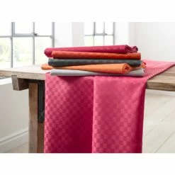 Brandneu ⭐ Pichler Casa Mitteldecke - 80x80 Cm - Burgund 💯 -Pichler Shop unnamed file 1233